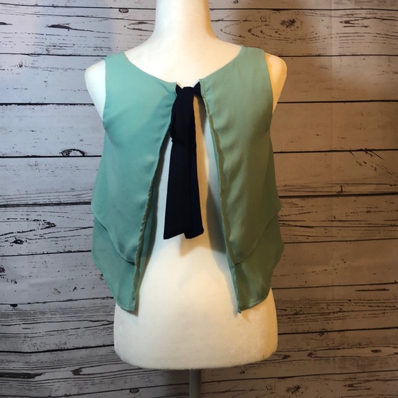 Pins & Needles by anthopologie size XS Top - Picture 4 of 5